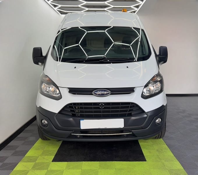 2025 Ford Transit Custom