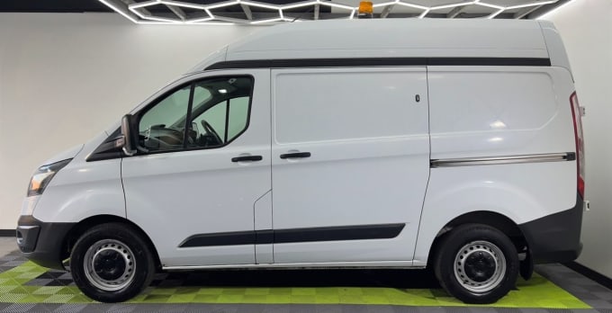 2025 Ford Transit Custom