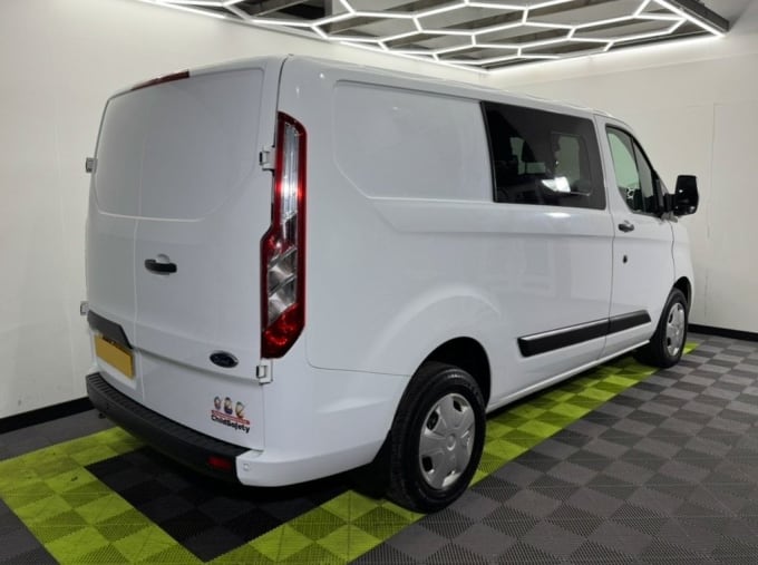 2025 Ford Transit Custom