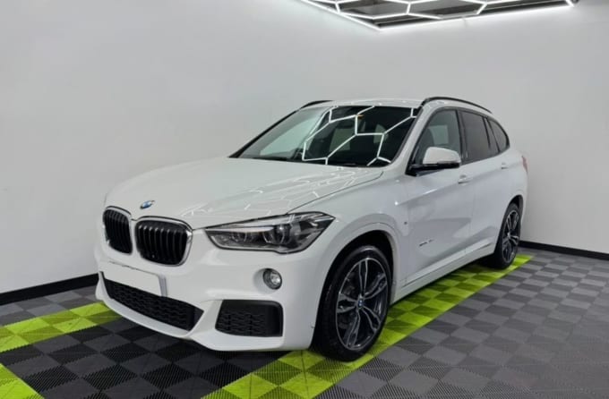 2025 BMW X1