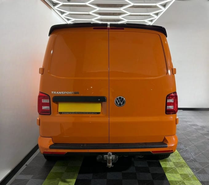 2025 Volkswagen Transporter