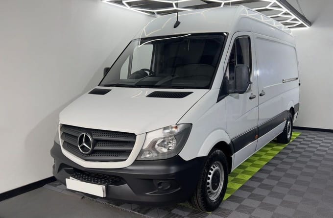 2025 Mercedes-benz Sprinter