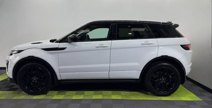 2025 Land Rover Range Rover Evoque