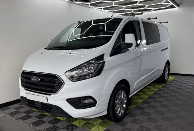 2025 Ford Transit Custom