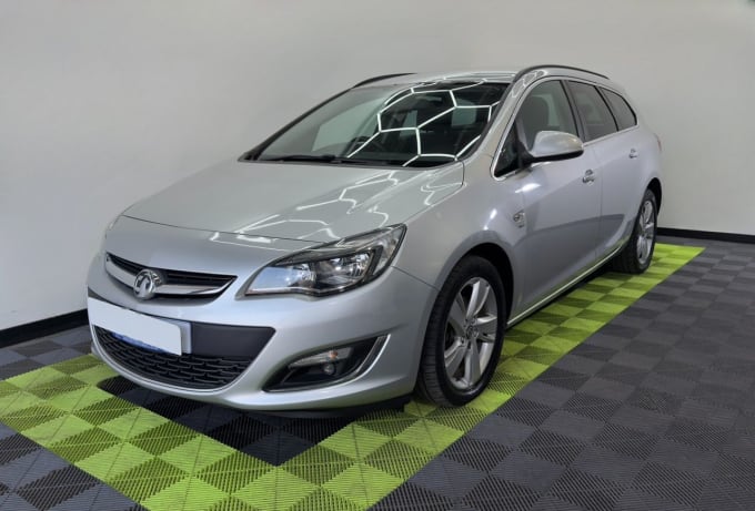 2025 Vauxhall Astra