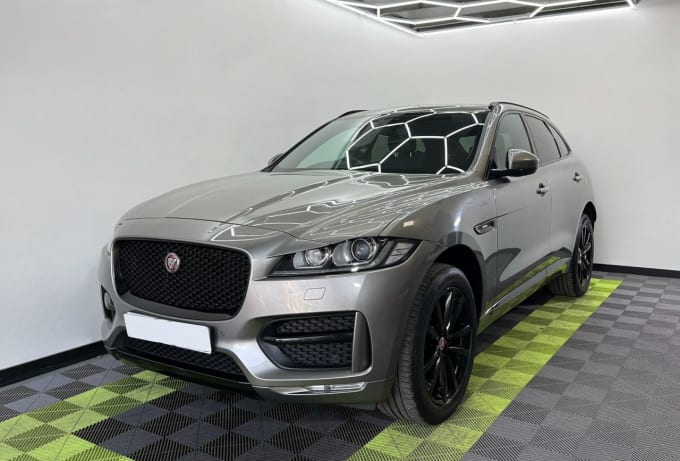 2025 Jaguar F-pace