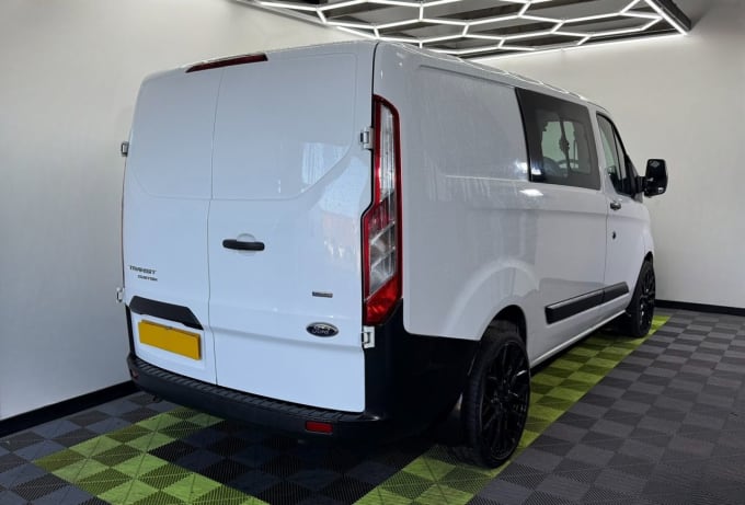 2025 Ford Transit Custom