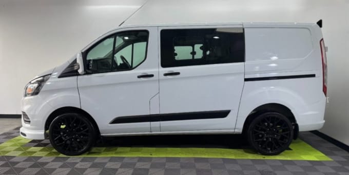 2025 Ford Transit Custom