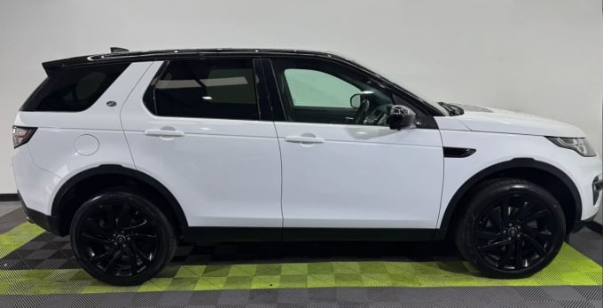 2025 Land Rover Discovery Sport