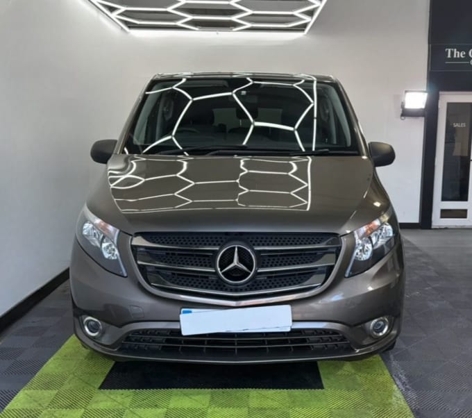 2025 Mercedes-benz Vito