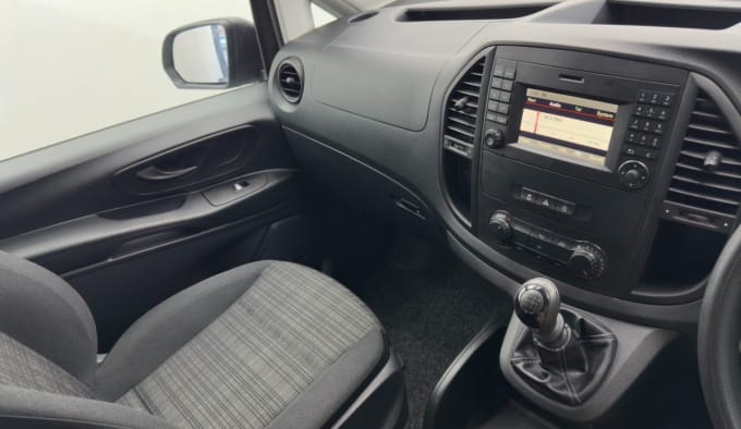 2025 Mercedes-benz Vito