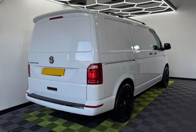 2025 Volkswagen Transporter