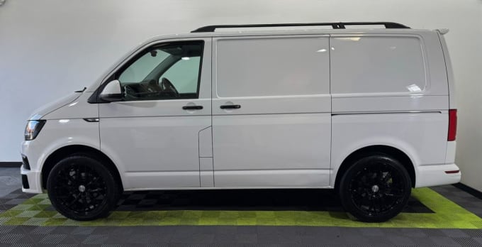 2025 Volkswagen Transporter