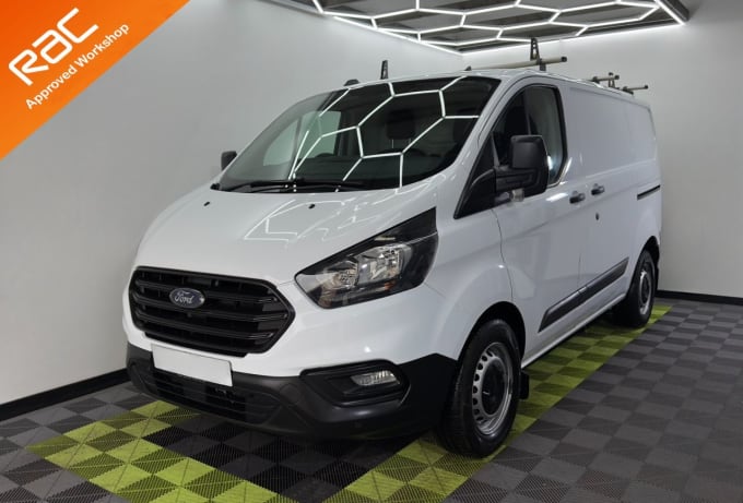 2025 Ford Transit Custom