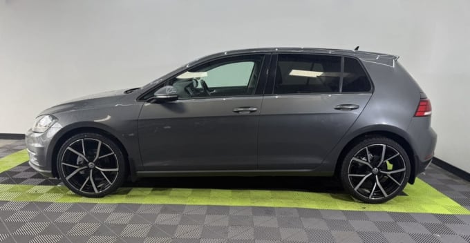 2025 Volkswagen Golf