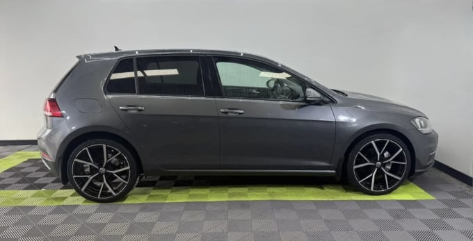 2025 Volkswagen Golf