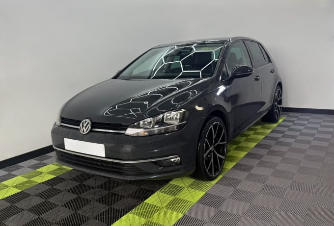 2025 Volkswagen Golf