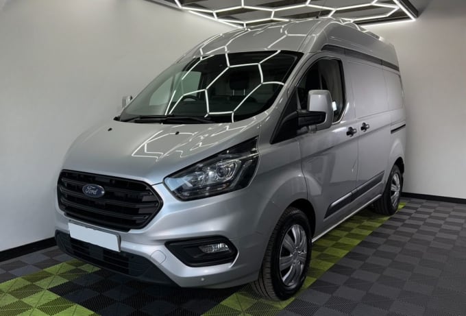 2025 Ford Transit Custom