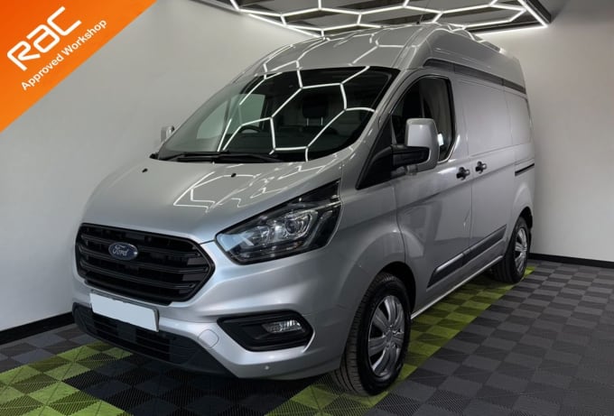 2025 Ford Transit Custom