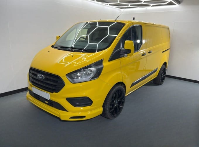 2025 Ford Transit Custom