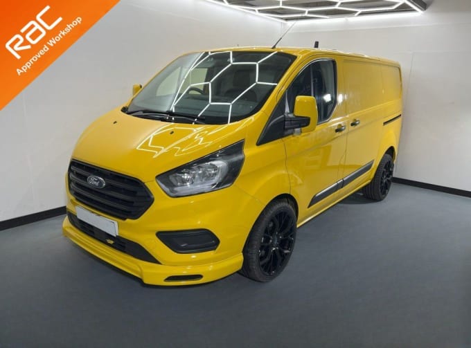 2025 Ford Transit Custom