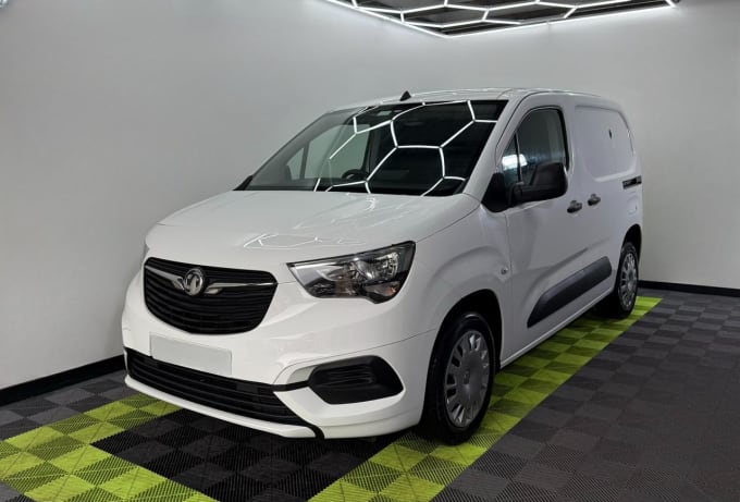 2025 Vauxhall Combo