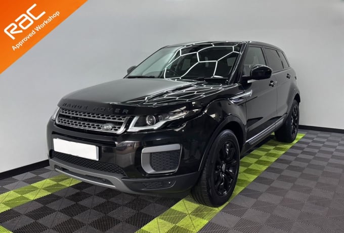 2025 Land Rover Range Rover Evoque