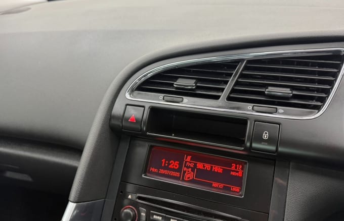 2013 Peugeot 3008