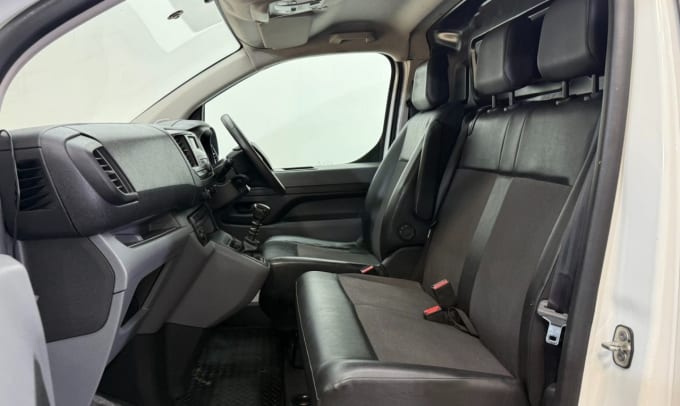 2025 Vauxhall Vivaro