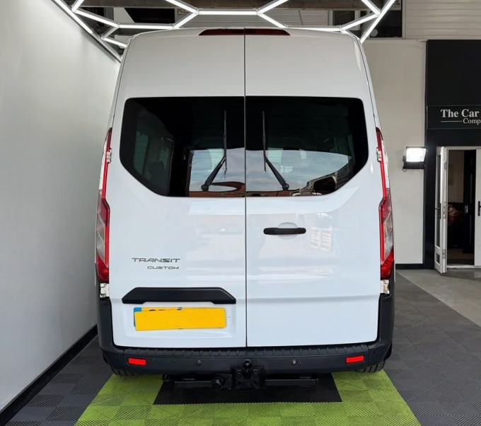 2025 Ford Transit Custom