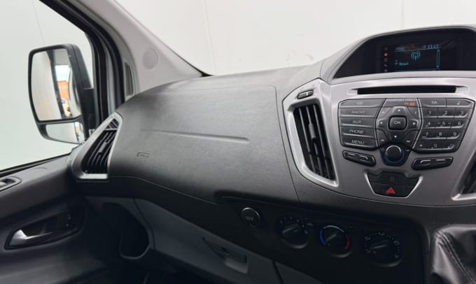 2025 Ford Transit Custom