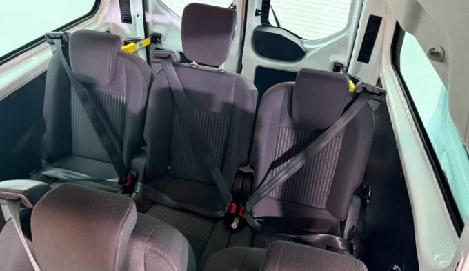 2025 Ford Transit Custom