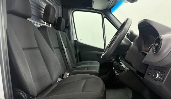 2025 Mercedes-benz Sprinter