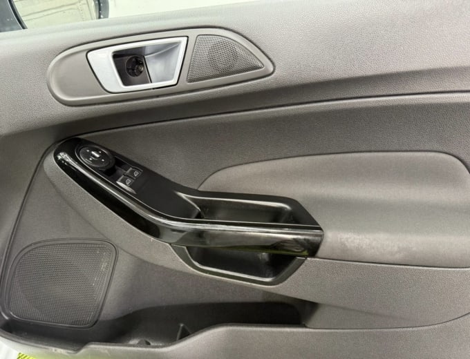 2025 Ford Fiesta