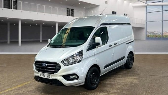 2025 Ford Transit Custom
