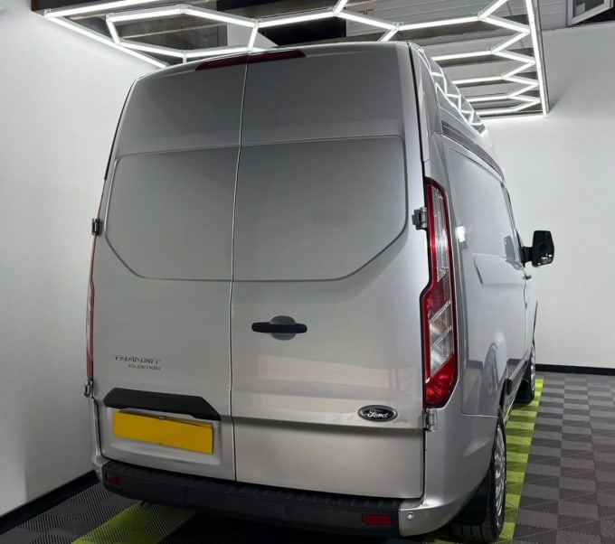 2025 Ford Transit Custom