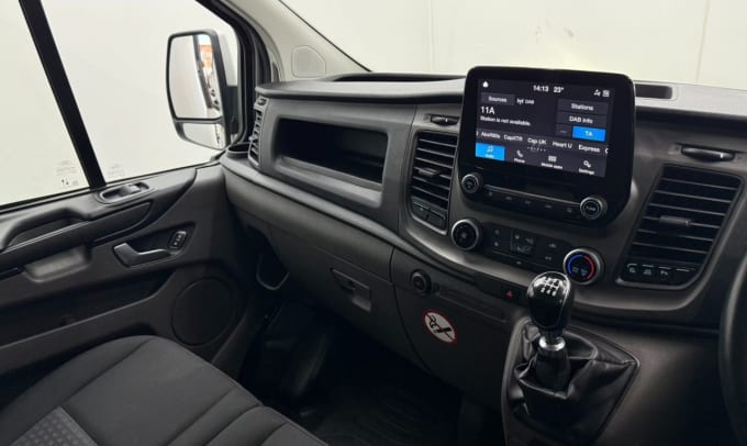 2025 Ford Transit Custom