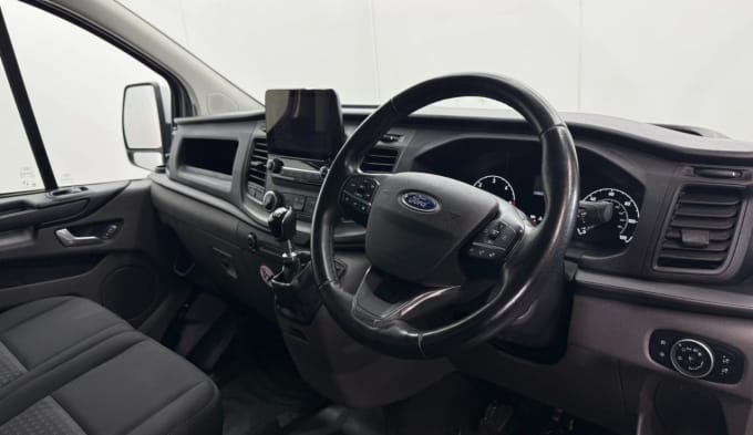 2025 Ford Transit Custom