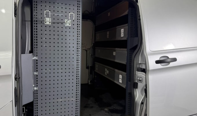2025 Ford Transit Custom