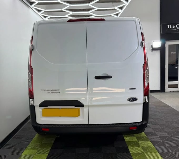 2025 Ford Transit Custom