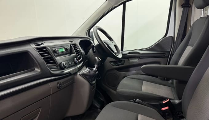 2025 Ford Transit Custom
