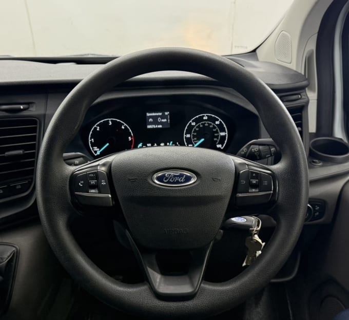 2025 Ford Transit Custom