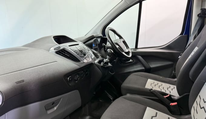 2025 Ford Transit Custom