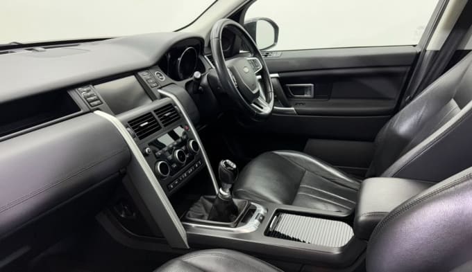 2025 Land Rover Discovery Sport