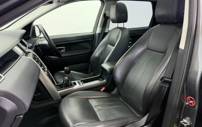 2025 Land Rover Discovery Sport