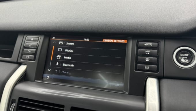 2025 Land Rover Discovery Sport