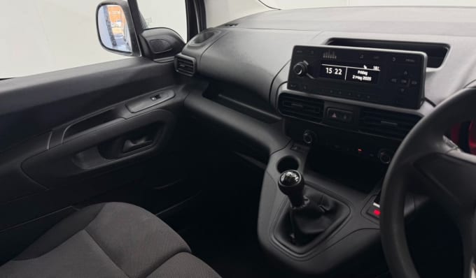 2025 Vauxhall Combo