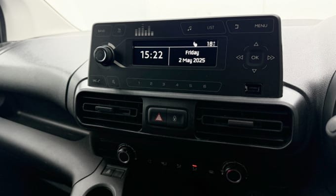 2025 Vauxhall Combo