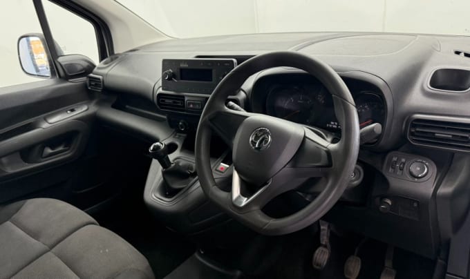 2025 Vauxhall Combo
