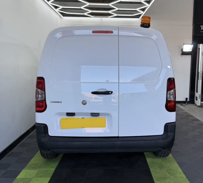 2025 Vauxhall Combo